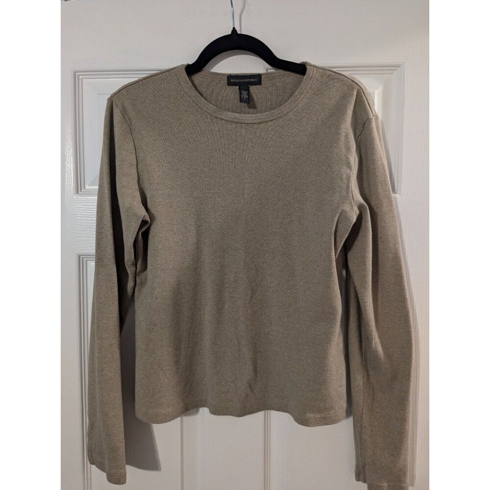 Banana Republic large womens basic tan crew neck long sleeve 100% cotton shirt